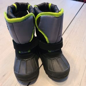 Brand New boys snow boots